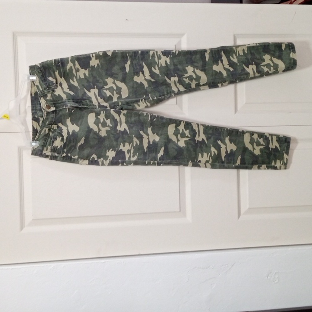 Camouflage Straight Leg